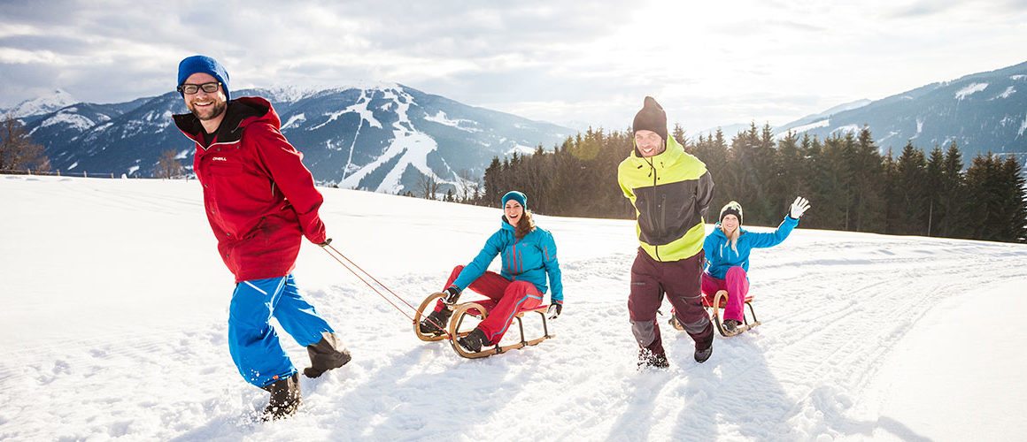 Rodeln - Winterurlaub in Flachau, Salzburger Land Rodeln - Winterurlaub in Flachau, Salzburger Land
